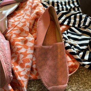 Perforated Leather Slip-On in Dusky Pink like new firm on price.